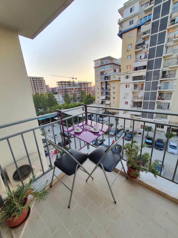 Cozy 1 Bedroom Apartment Near Parks, Cafes & Restaurants Tirana Extérieur photo